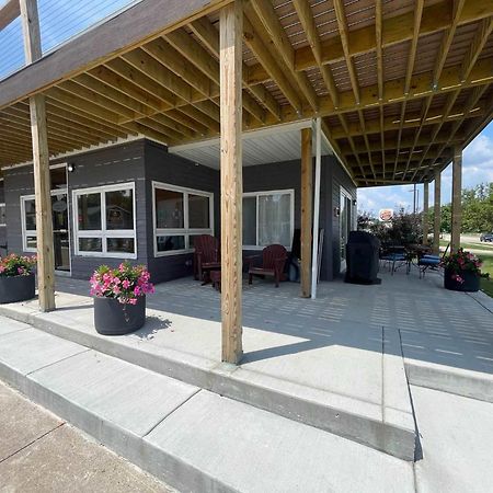 3 Bedroom Condo With Lake Pepin Views With Access To Shared Outdoor Pool Lake City Luaran gambar